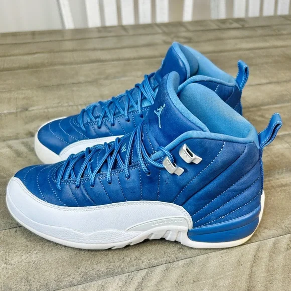 Nike Air Jordan 12 Retro Indigo Woman Size 8.5 - Picture 2 of 8
